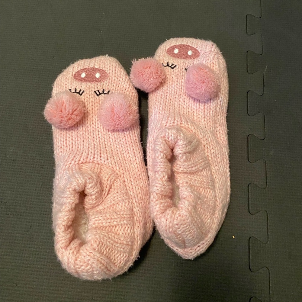 Piggy slippers